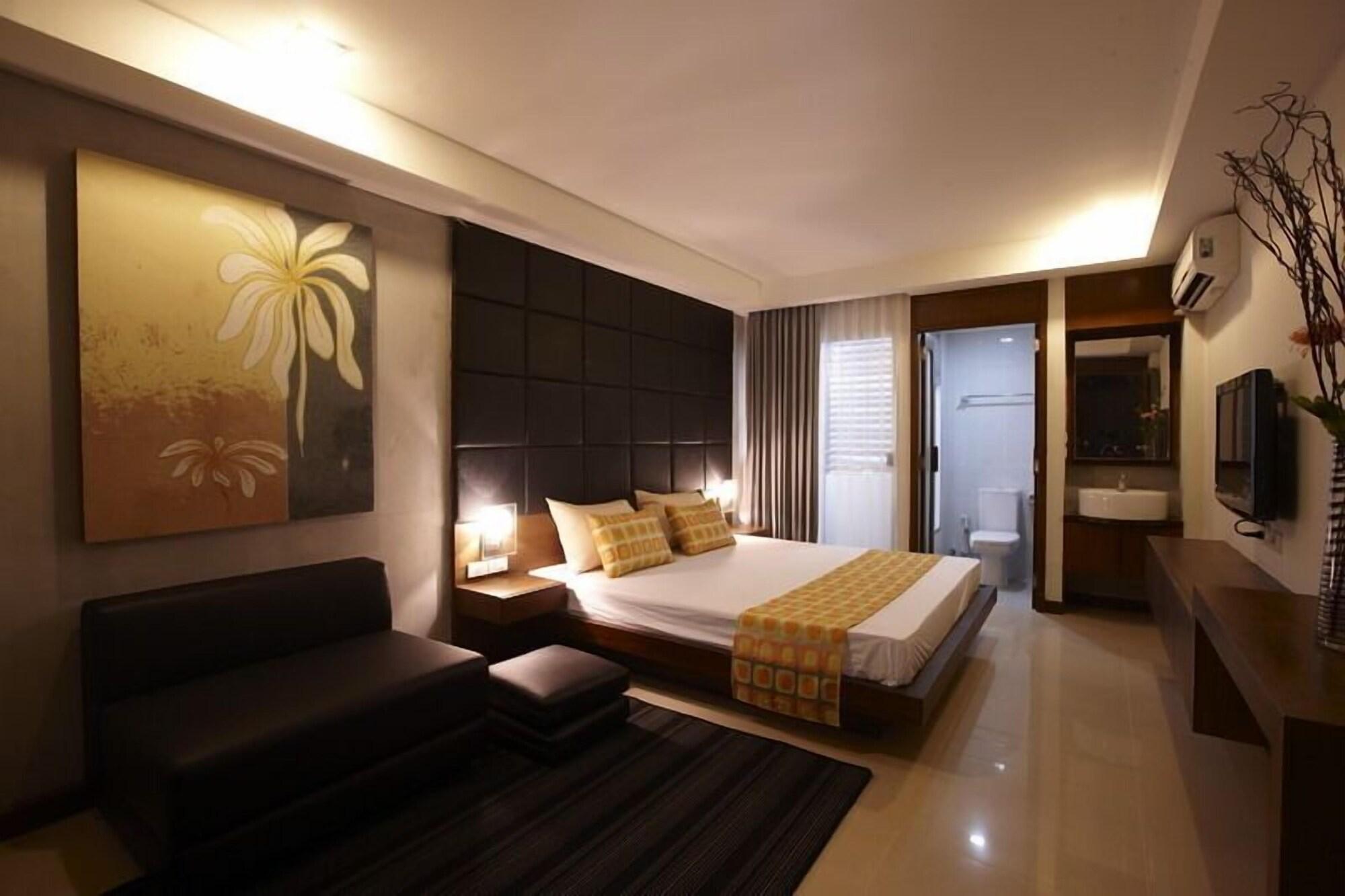 Collection O The Bangkok Cha Cha Suite Exterior photo